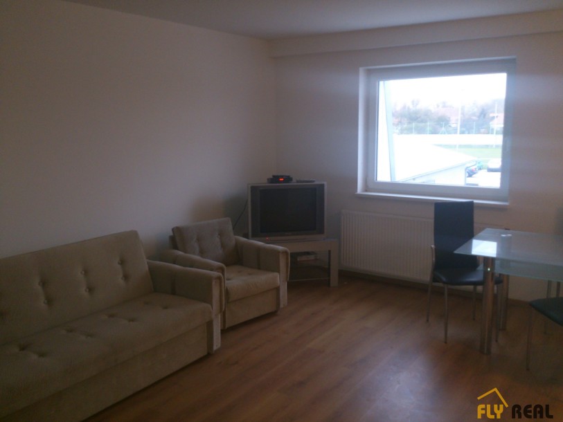 Prenajmeme veľký 3-izb. byt v Sládkovičove (115 m2) za 550 EUR/mes.-3