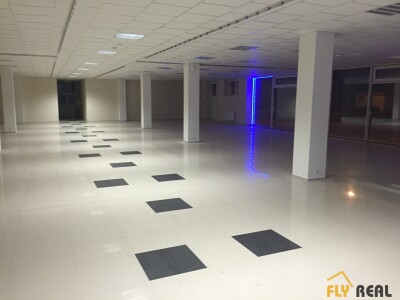 EXKLUZÍVNA ponuka nájomných kancelárskych a obchodných priestorov v novom OC SEREĎ-17