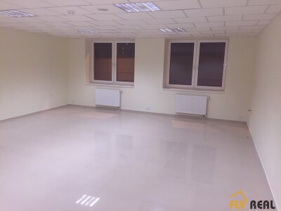 EXKLUZÍVNA ponuka nájomných kancelárskych a obchodných priestorov v novom OC SEREĎ-27