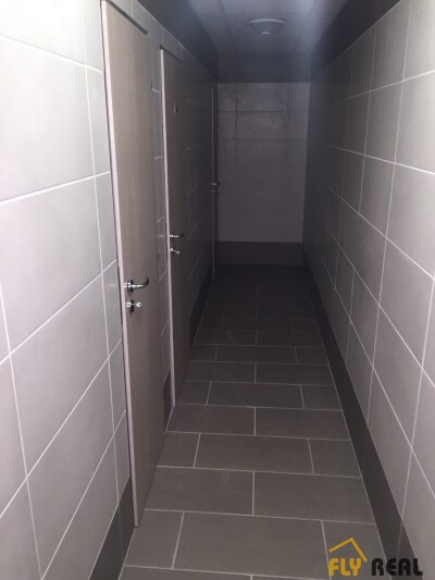 EXKLUZÍVNA ponuka nájomných kancelárskych a obchodných priestorov v novom OC SEREĎ-33