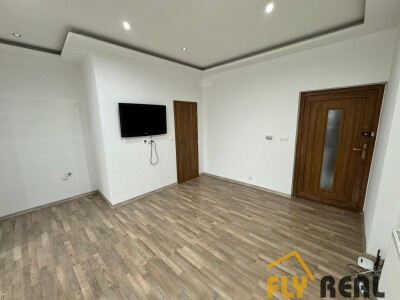 Prenajmeme kancelárske priestory s rozlohou 43 m2 v Seredi za 600 EUR/mes. vrátane energií-7