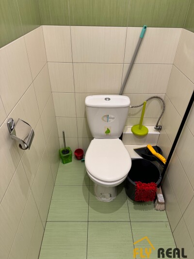 Prenajmeme kancelárske priestory s rozlohou 43 m2 v Seredi za 600 EUR/mes. vrátane energií-5