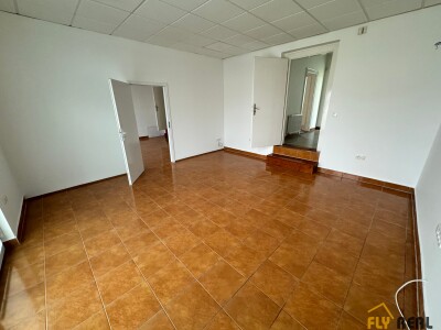 Prenajmeme 2,5-izb. Rodinný dom v Galante (100 m2) s pozemkom 1 000 m2  za 1 100 EUR/mes. bez energií voľný IHNEĎ-8