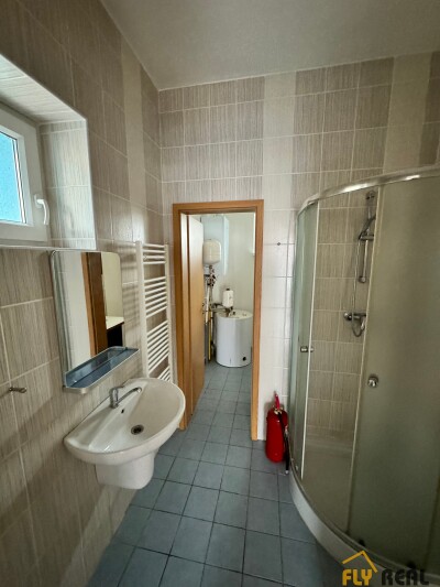 Prenajmeme 2,5-izb. Rodinný dom v Galante (100 m2) s pozemkom 1 000 m2  za 1 100 EUR/mes. bez energií voľný IHNEĎ-3