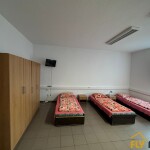 Prenajmeme izbu v zariadenej ubytovni  v obci Dolná Streda za 200 EUR/mes.  vrátane energií/ na osobu!